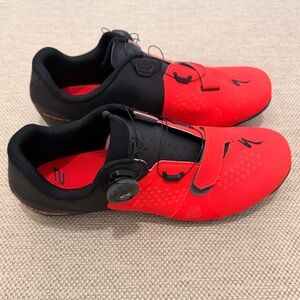 Specialized Men's Red and Black Road Cycling Shoes